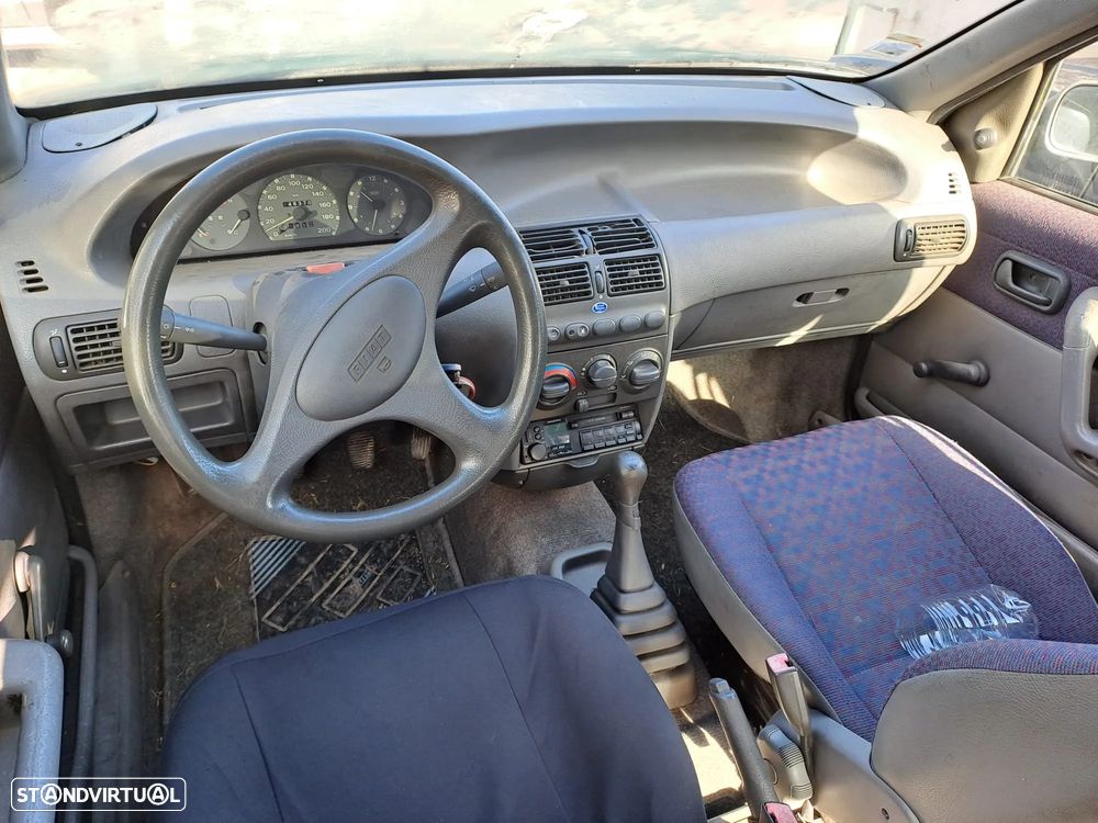 Fiat Punto - 5