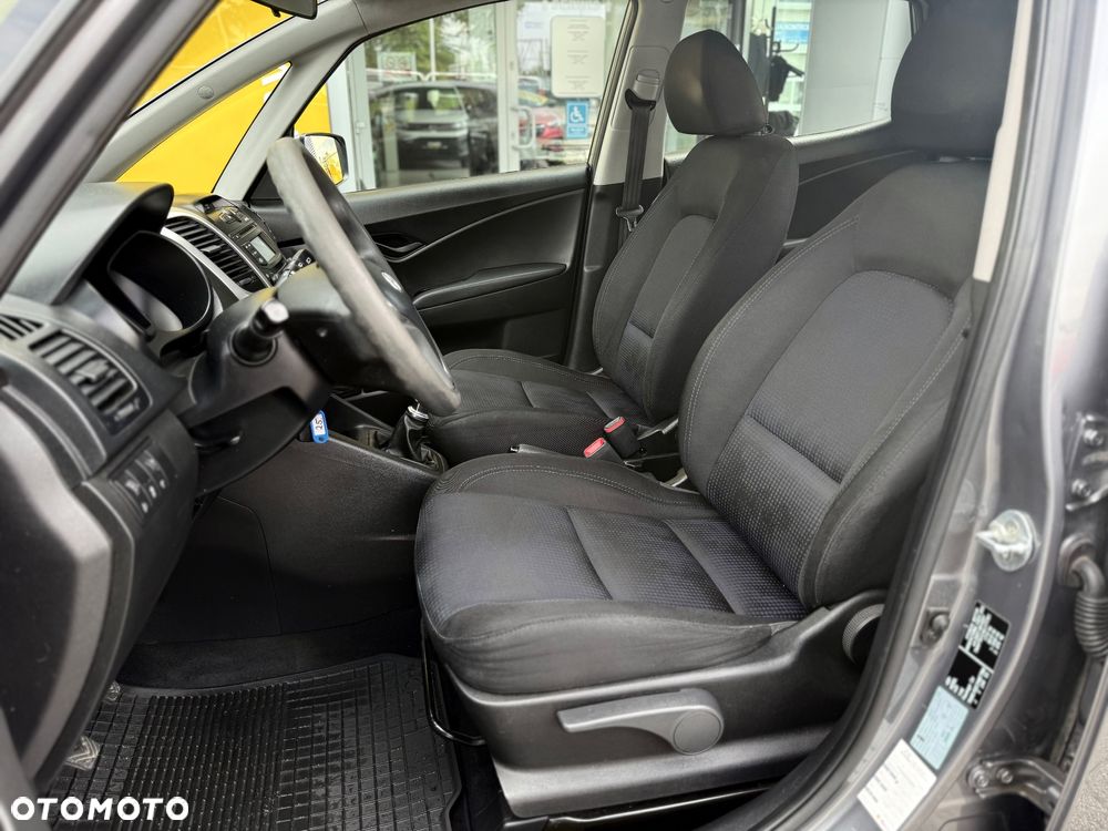 Hyundai ix20 1.4 BlueDrive Classic + - 12