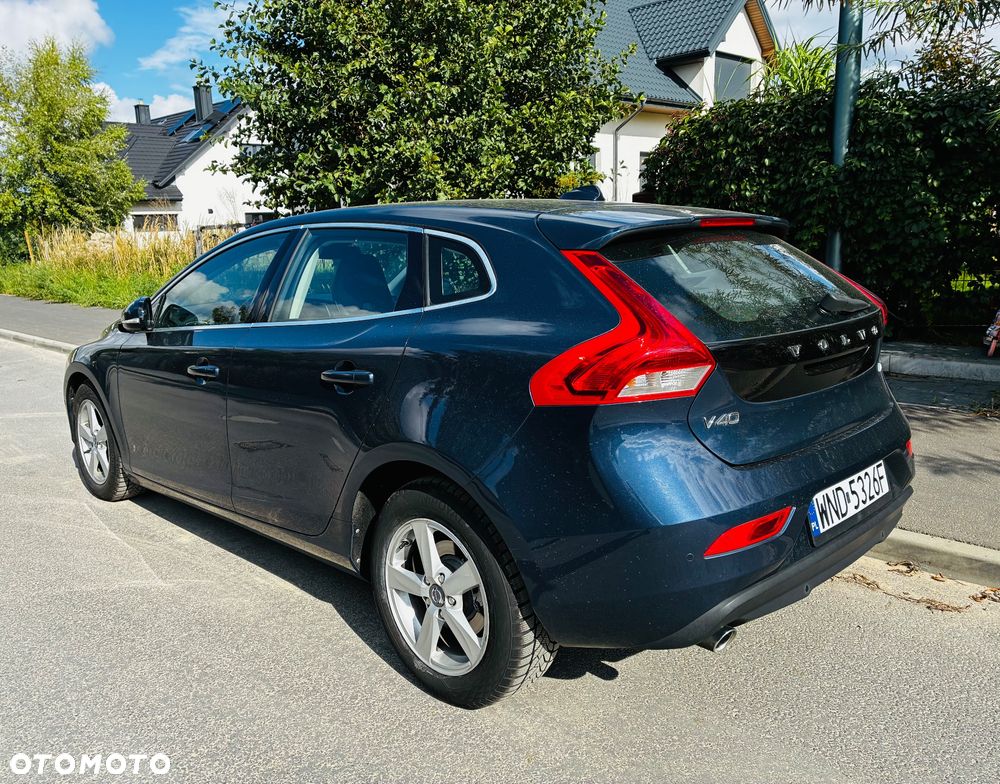 Volvo V40 D4 Drive-E Momentum - 3