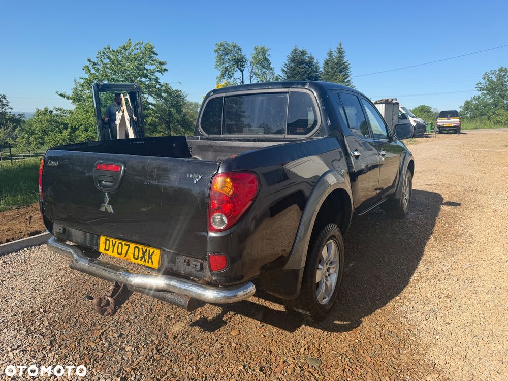 Mitsubishi L200 - 3