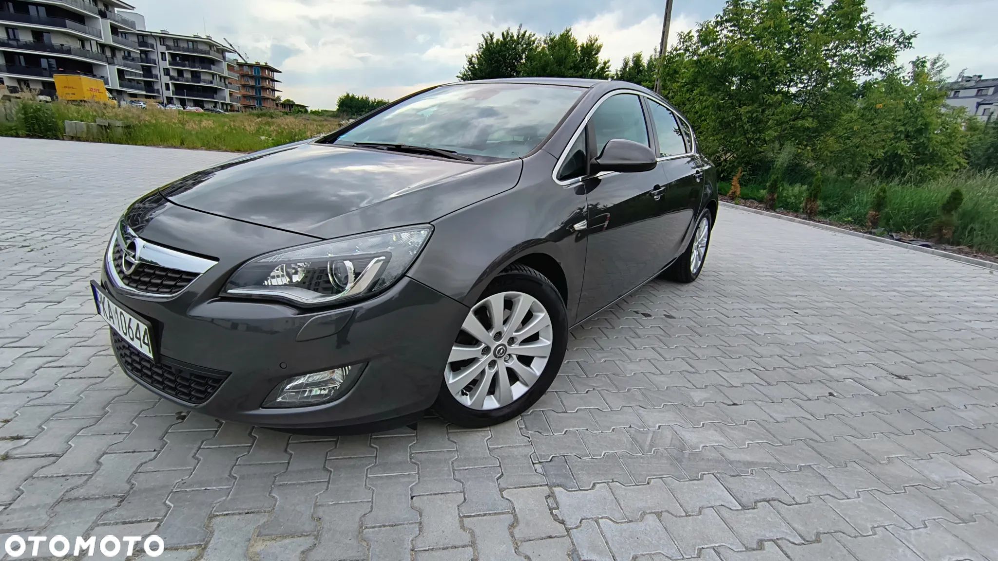 Opel Astra IV 2.0 CDTI Cosmo - 1