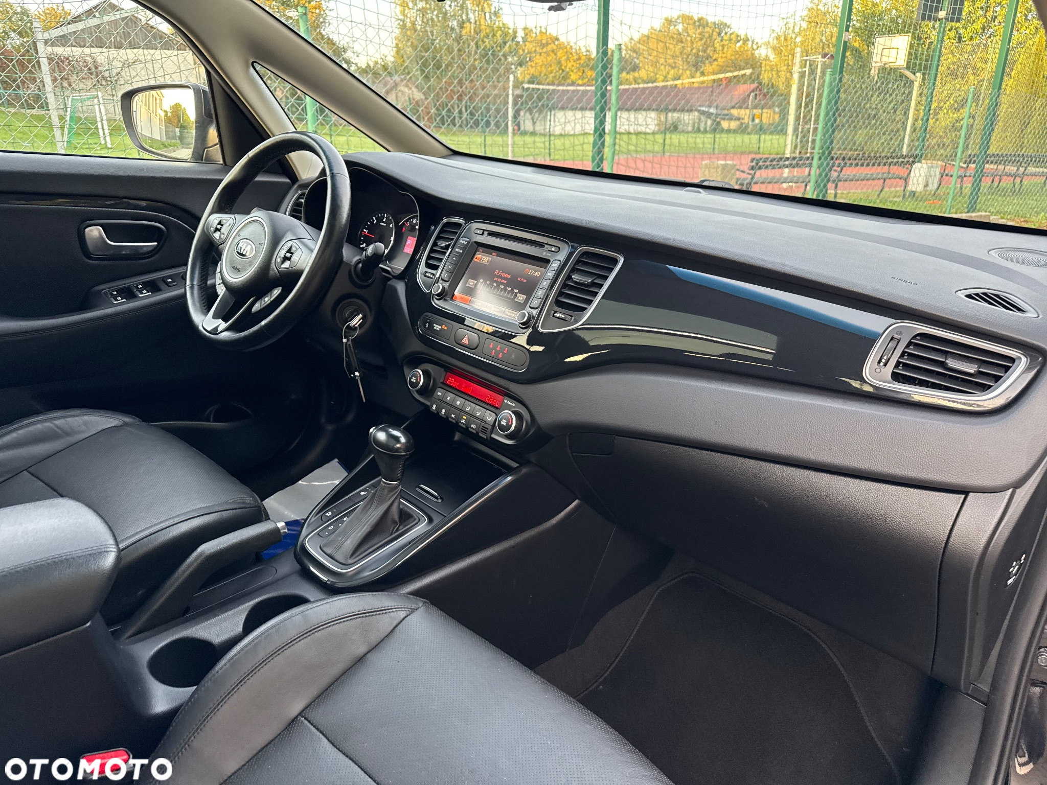 Kia Carens 1.7 CRDi XL 7os - 14