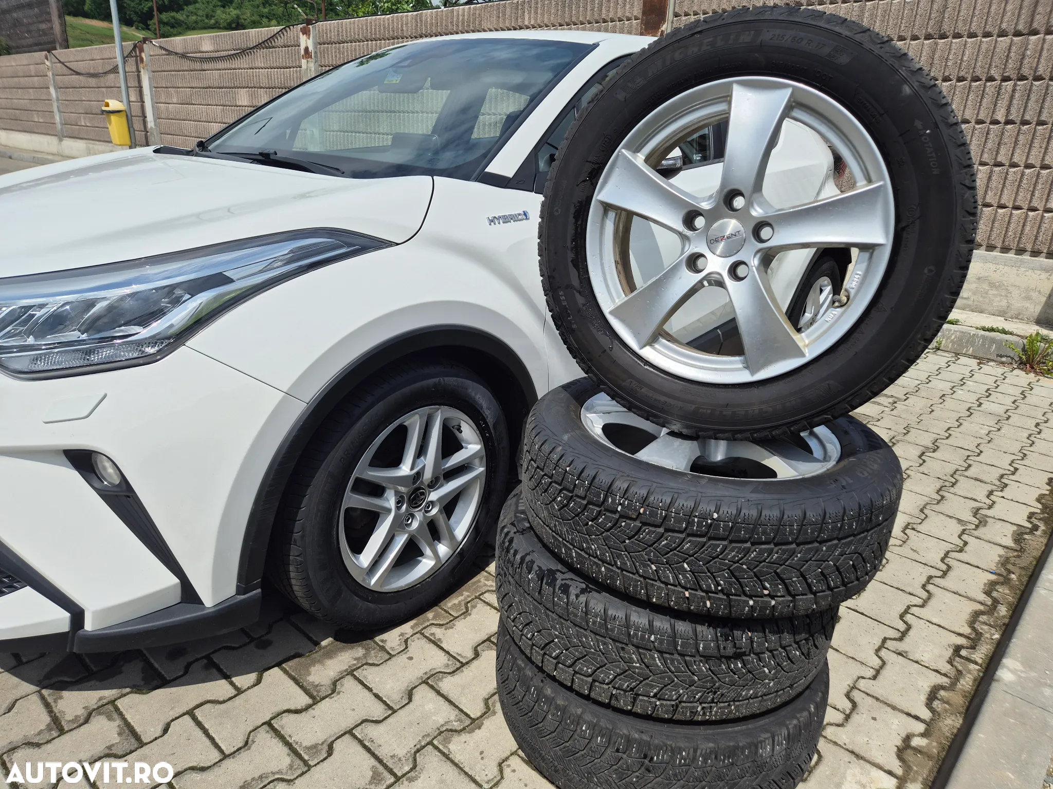 Toyota C-HR - 32