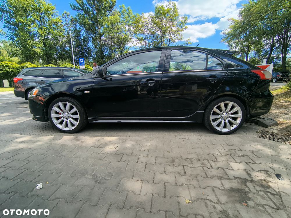 Mitsubishi Lancer 1.8 Intense - 16