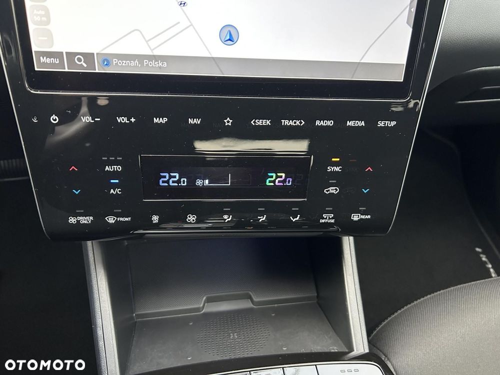 Hyundai Tucson 1.6 T-GDi HEV Executive 4WD - 24