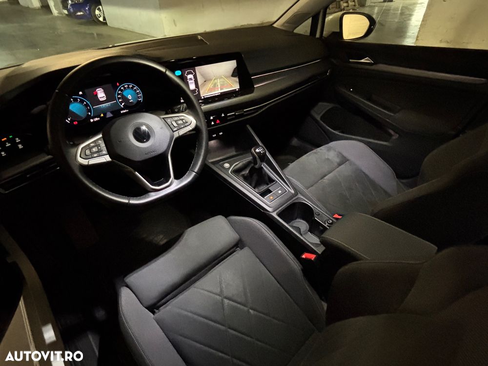 VOLKSWAGEN Golf 2022 — imagine 6