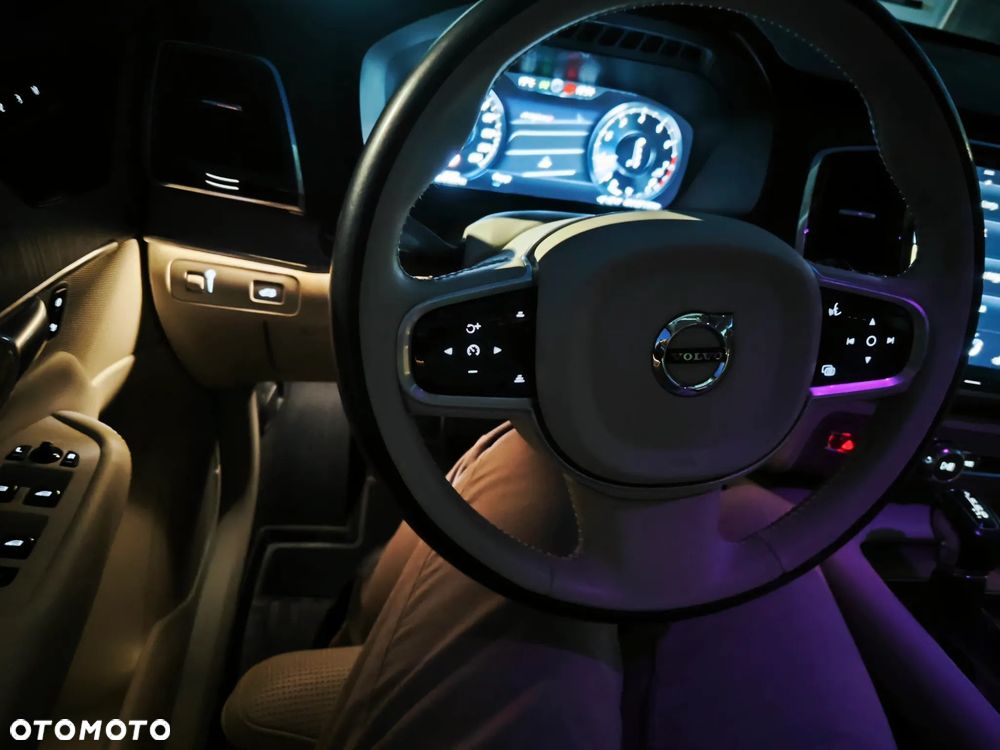 Volvo XC 90 T6 AWD Inscription 6os - 28