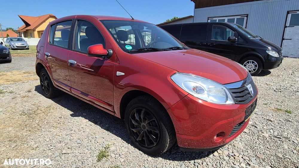 Dacia Sandero 1.2 16V 75 Laureate - 2
