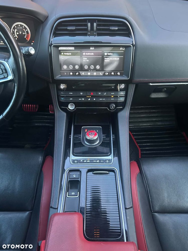 Jaguar F-Pace 3.0 V6 AWD S - 14