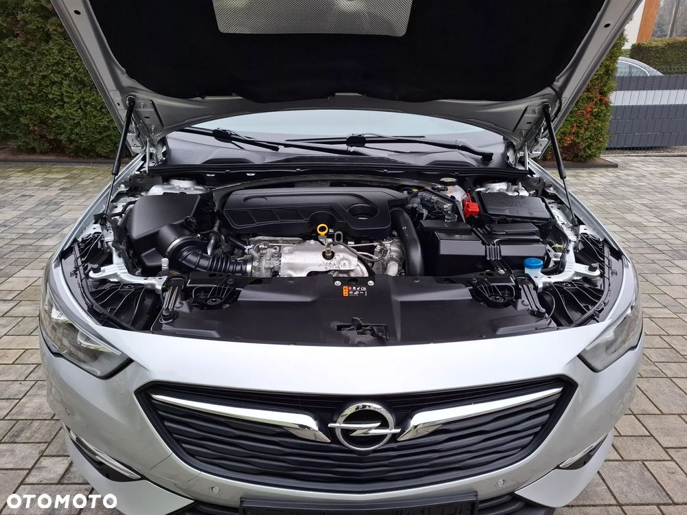 Opel Insignia - 26