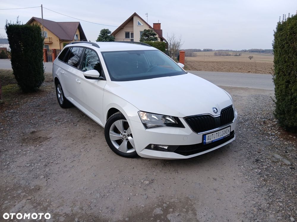 Skoda Superb 1.6 TDI Style - 1