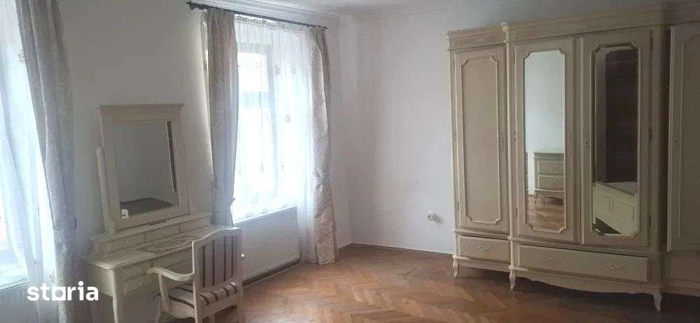 Apartament spatios 2 camere in zona Ultracentrala — fotografia 1