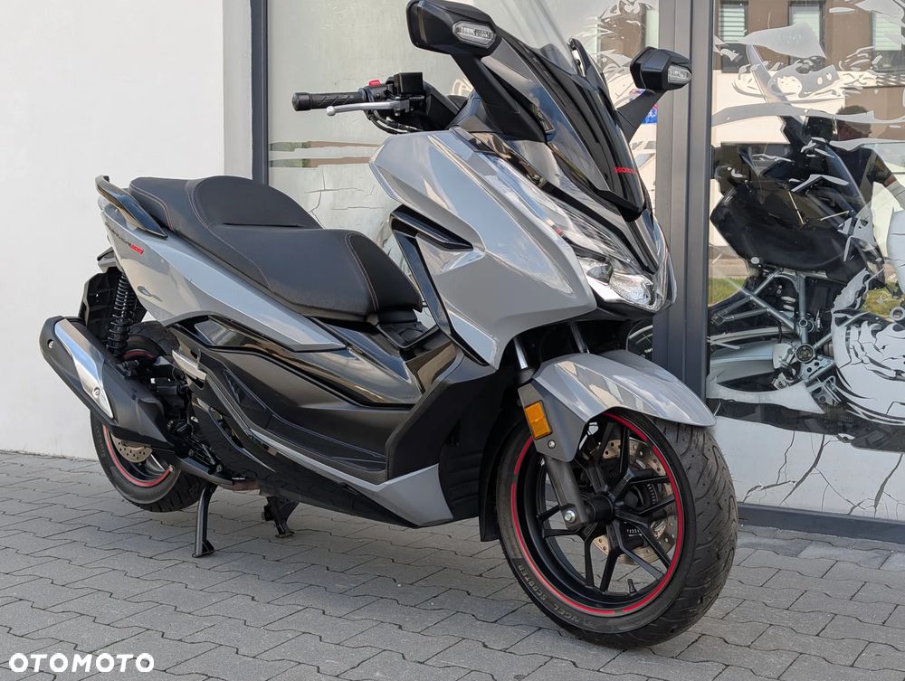 Honda NSS - 11