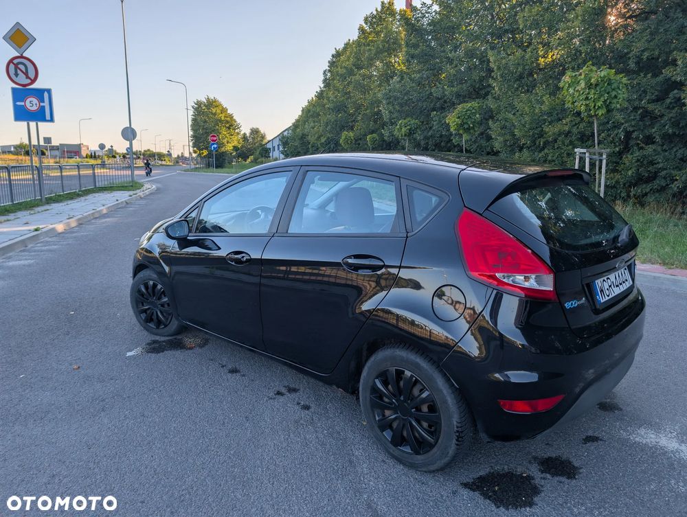 Ford Fiesta 1.6 TDCi Titanium - 17