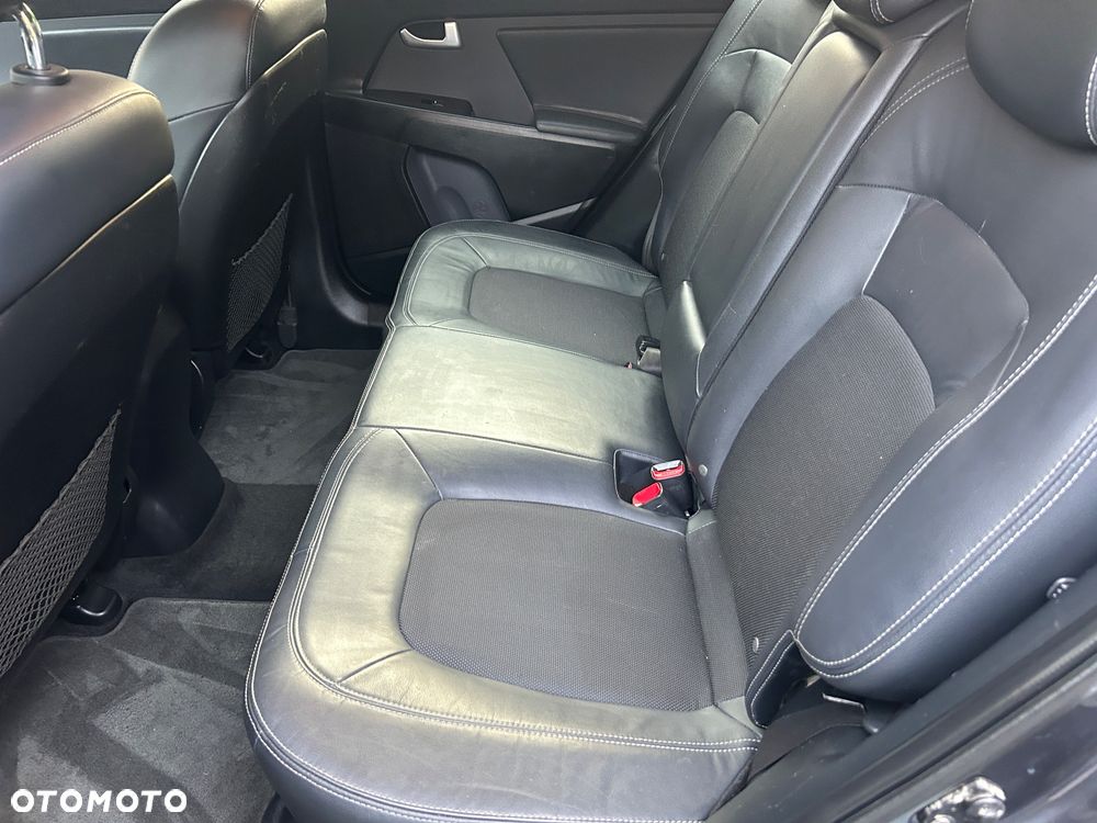 Kia Sportage 2.0 CVVT 2WD Attract - 10