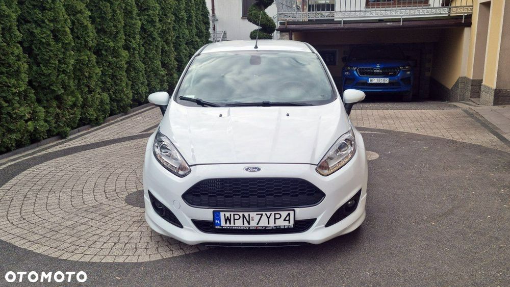 Ford Fiesta - 10