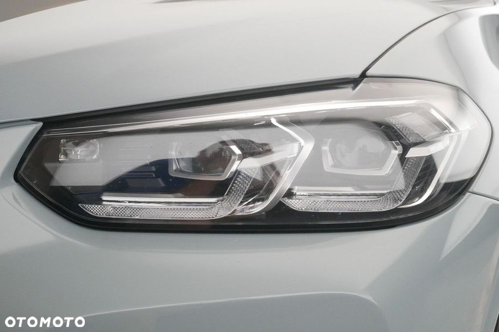 BMW X3 - 13