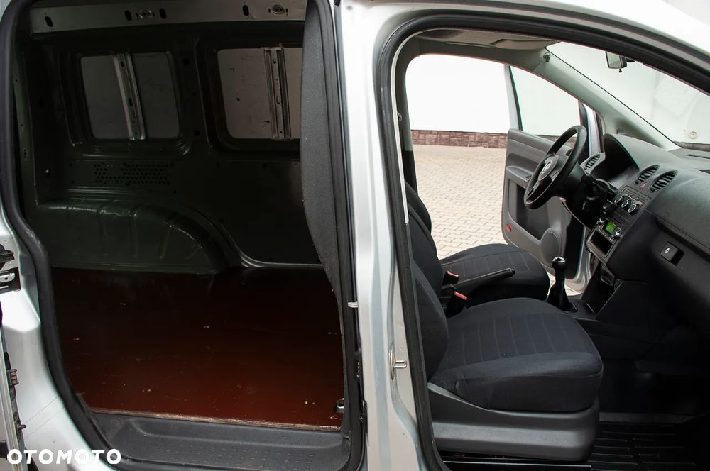Volkswagen Caddy - 32