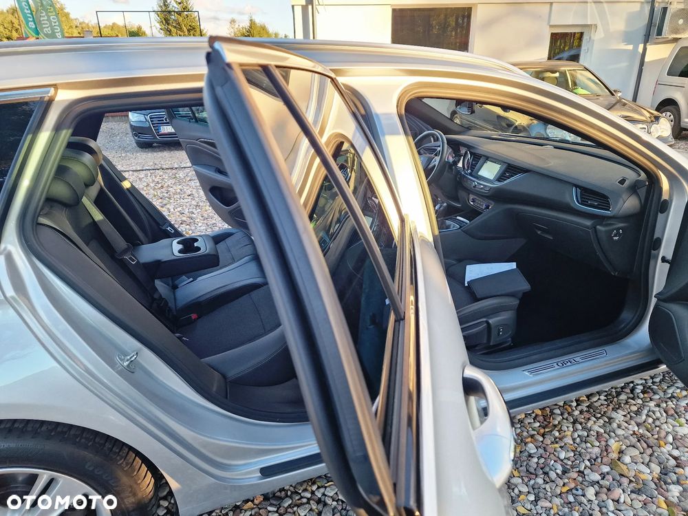 Opel Insignia - 17