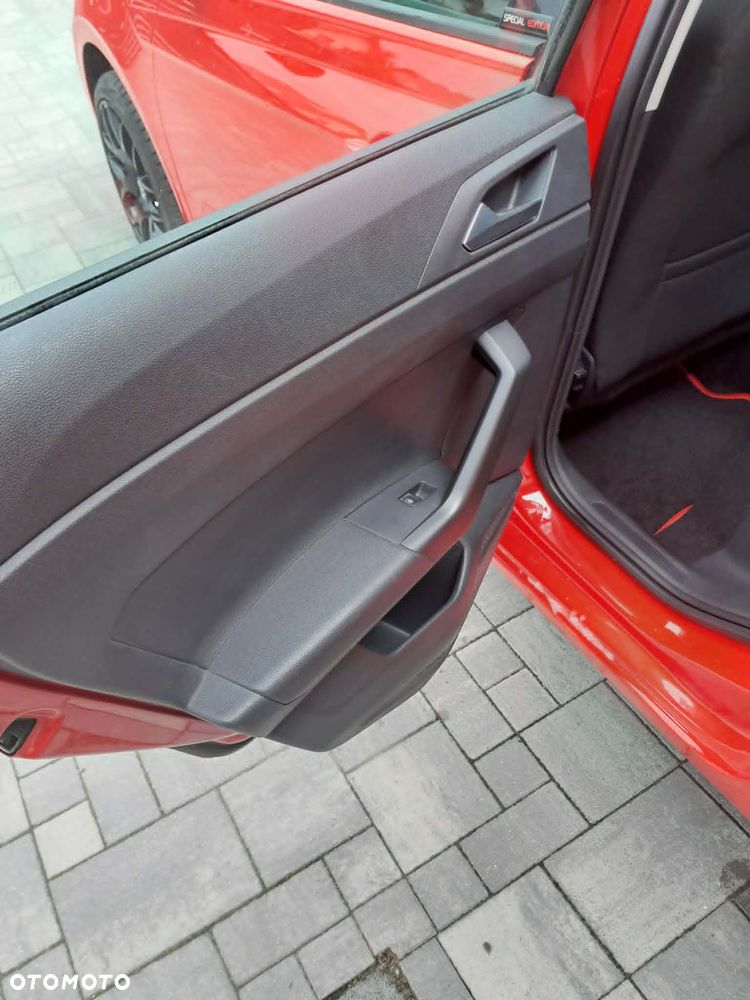 Volkswagen Polo 1.0 TSI Trendline - 19