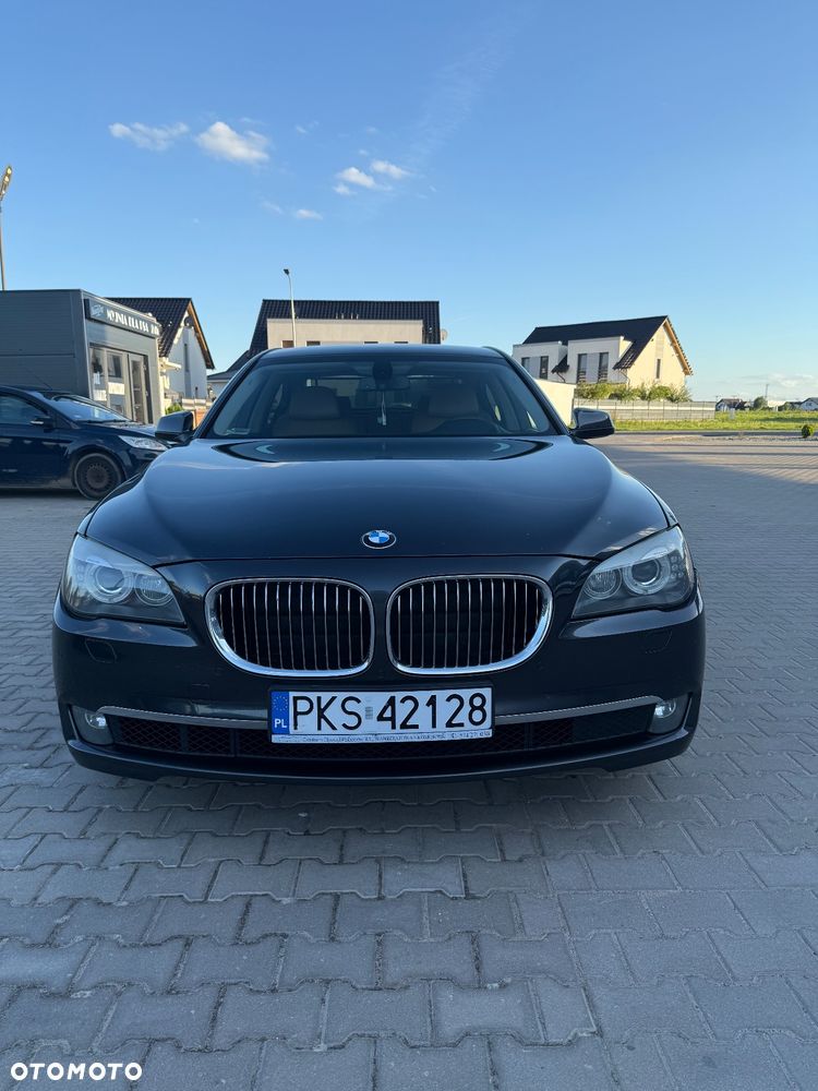 BMW Seria 7 740d xDrive - 4