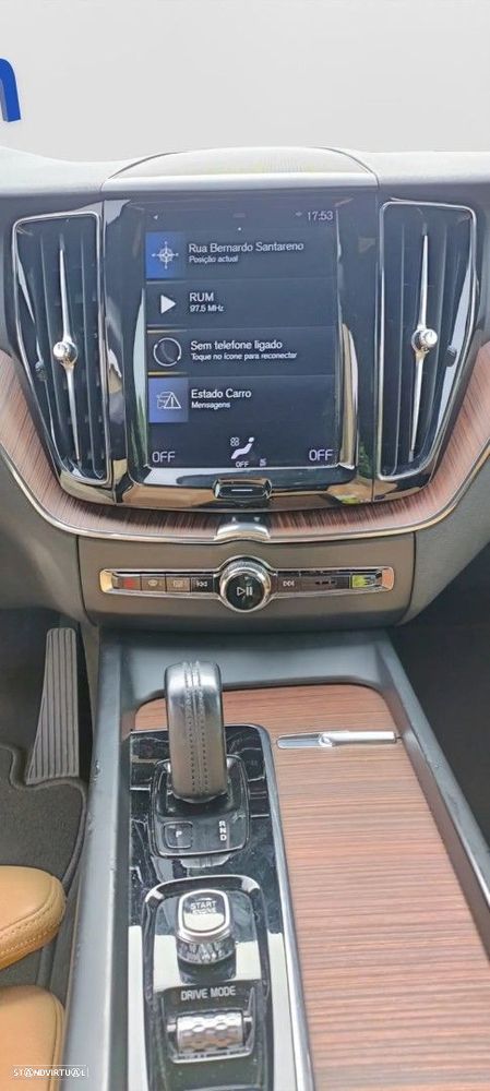 Volvo XC 60 2.0 T8 PHEV Momentum AWD - 12