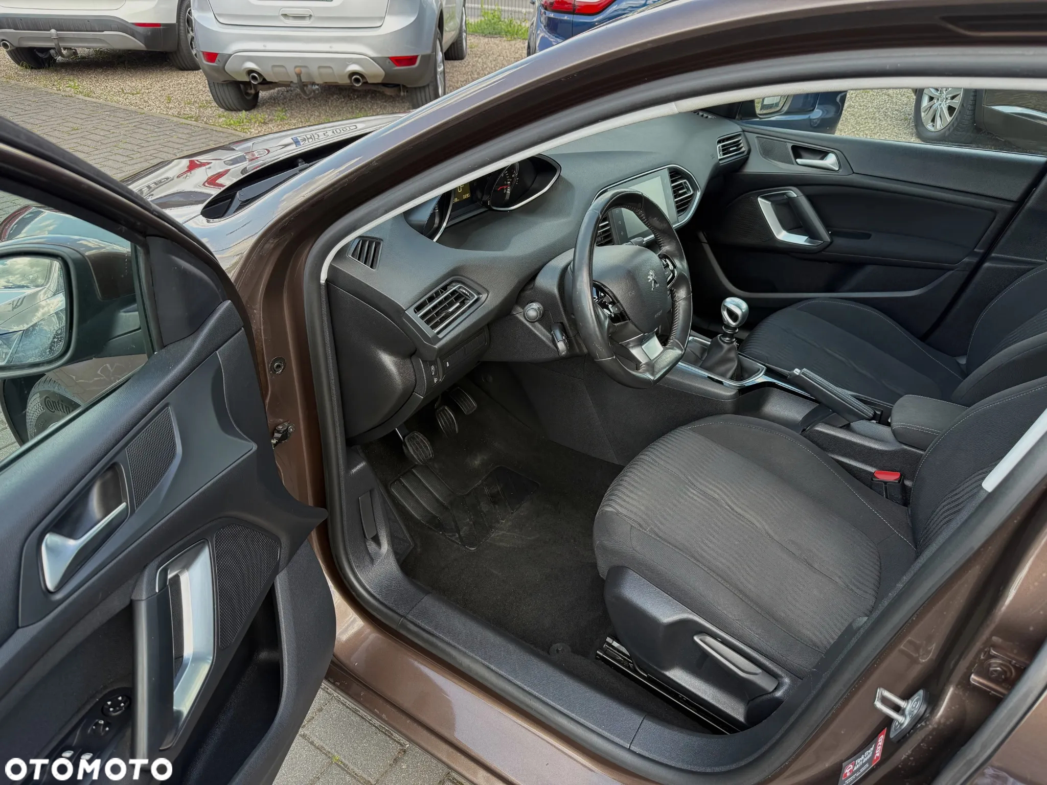 Peugeot 308 125 THP Allure - 7