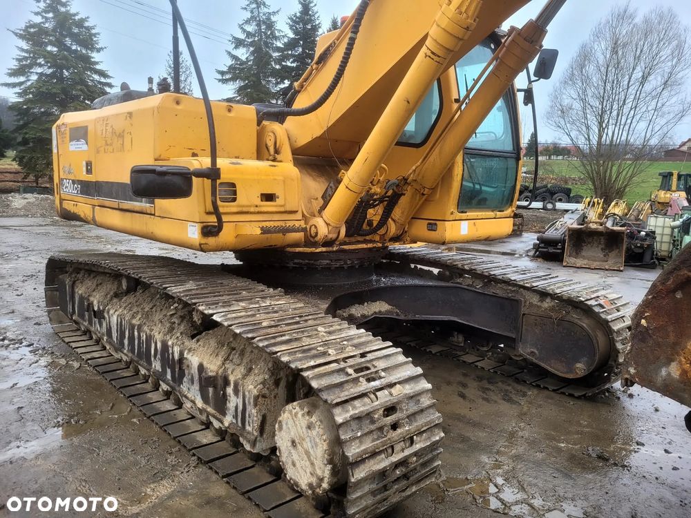 Hyundai 250LC-7 - 2
