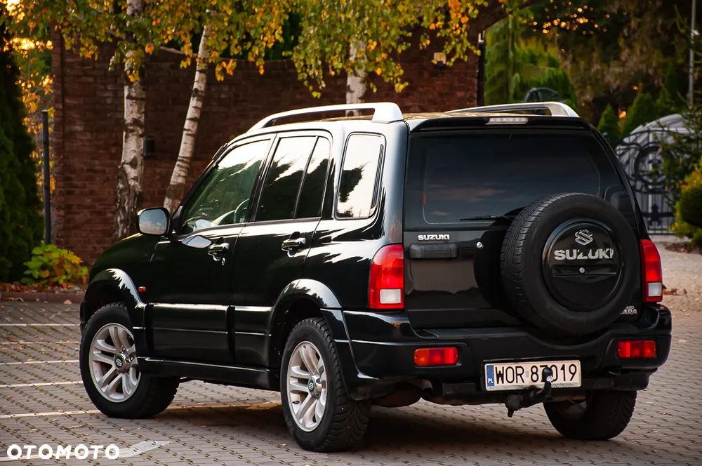 Suzuki Grand Vitara 2.0 Limited - 11