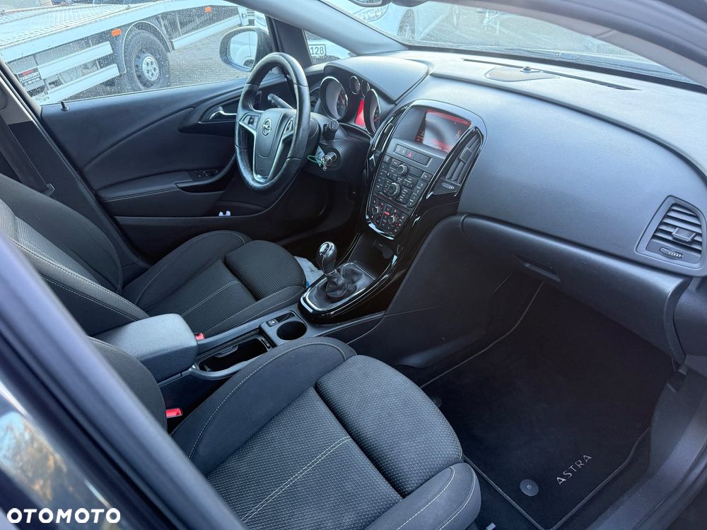 Opel Astra - 12