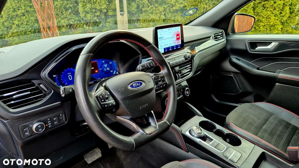 Ford Kuga 2.5 Duratec PHEV ST-LINE X - 26