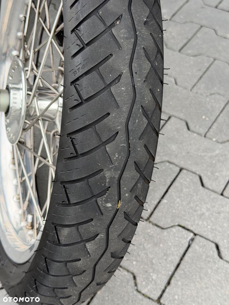 Triumph Thunderbird - 22