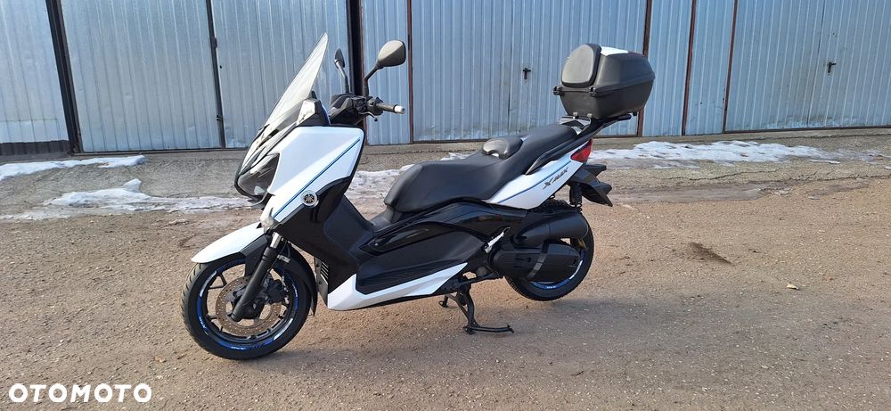 Yamaha X-max - 3