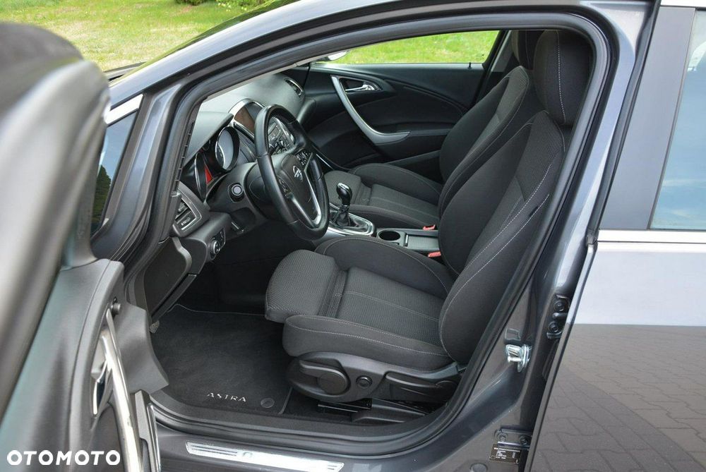 Opel Astra 1.4 Turbo Cosmo - 21