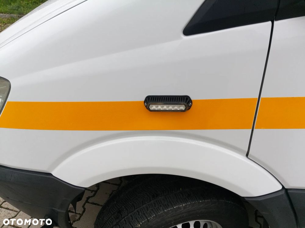 Mercedes-Benz Sprinter - 17