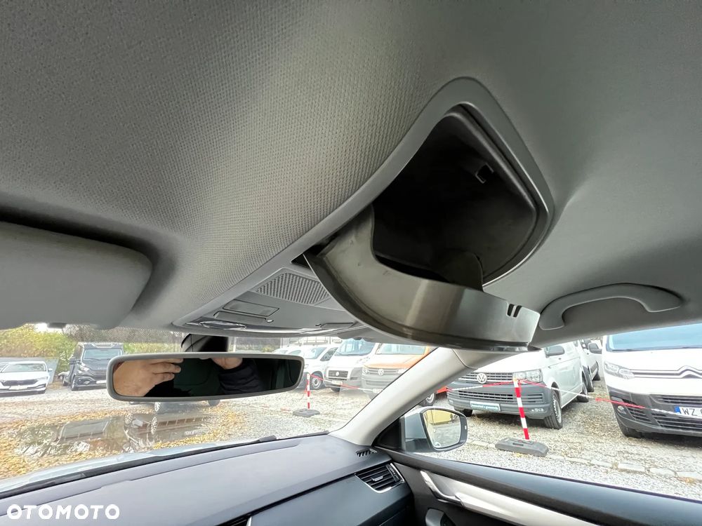 Skoda Octavia 1.4 TSI Style - 25