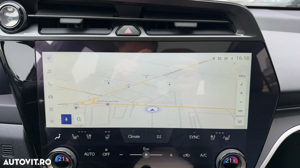 Lexus RZ 450e AWD Luxury - 16