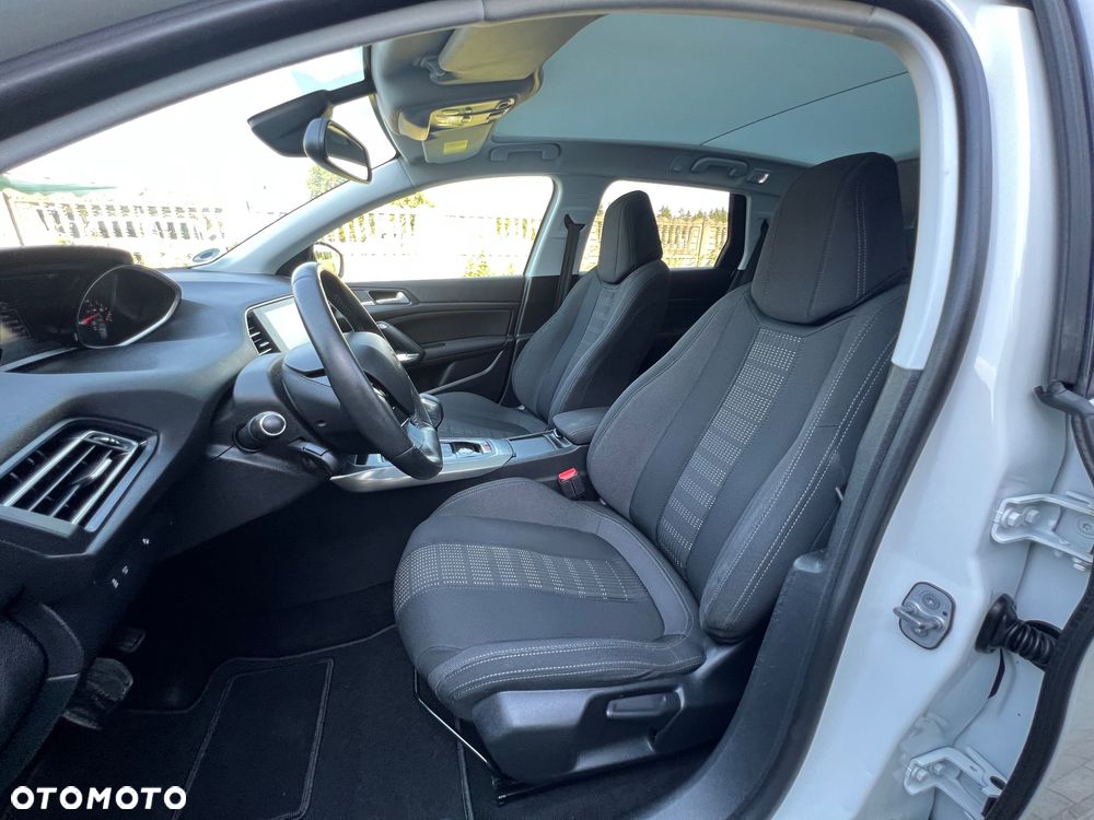 Peugeot 308 BlueHDi FAP 150 Stop&Start Automatik Allure - 15