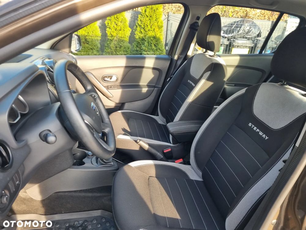 Dacia Sandero Stepway 0.9 TCe Laureate S&S Easy-R - 16