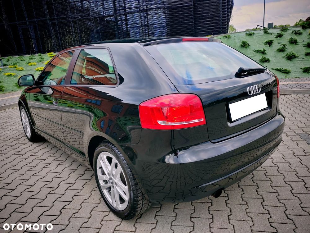 Audi A3 3-drzwiowe 1.6 S line Sportpaket (plus) - 7