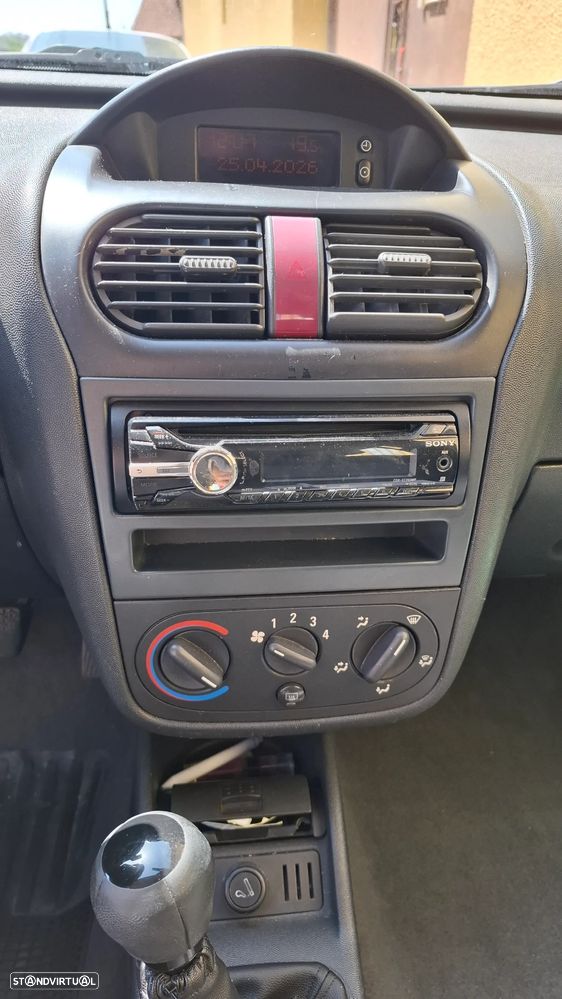 Opel Corsa - 10