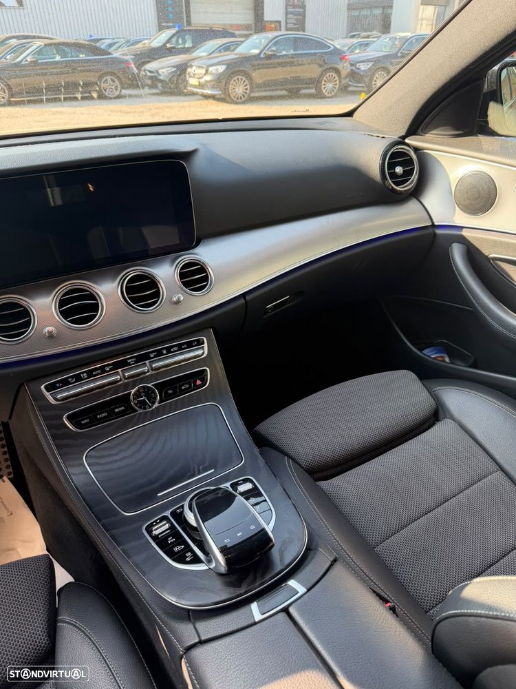 Mercedes-Benz E 300 de Avantgarde 4Matic - 6