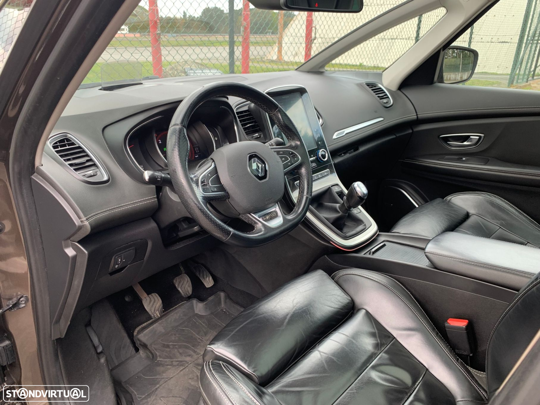 Renault Grand Scénic 1.5 dCi Intens Hybrid Assist SS - 29