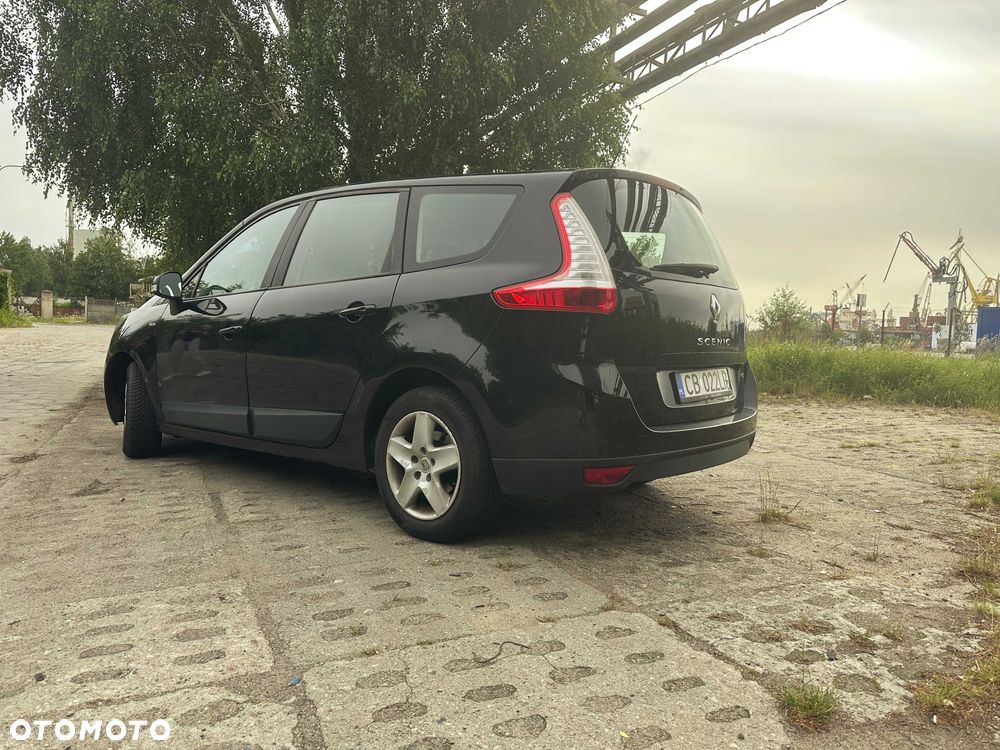 Renault Grand Scenic - 2