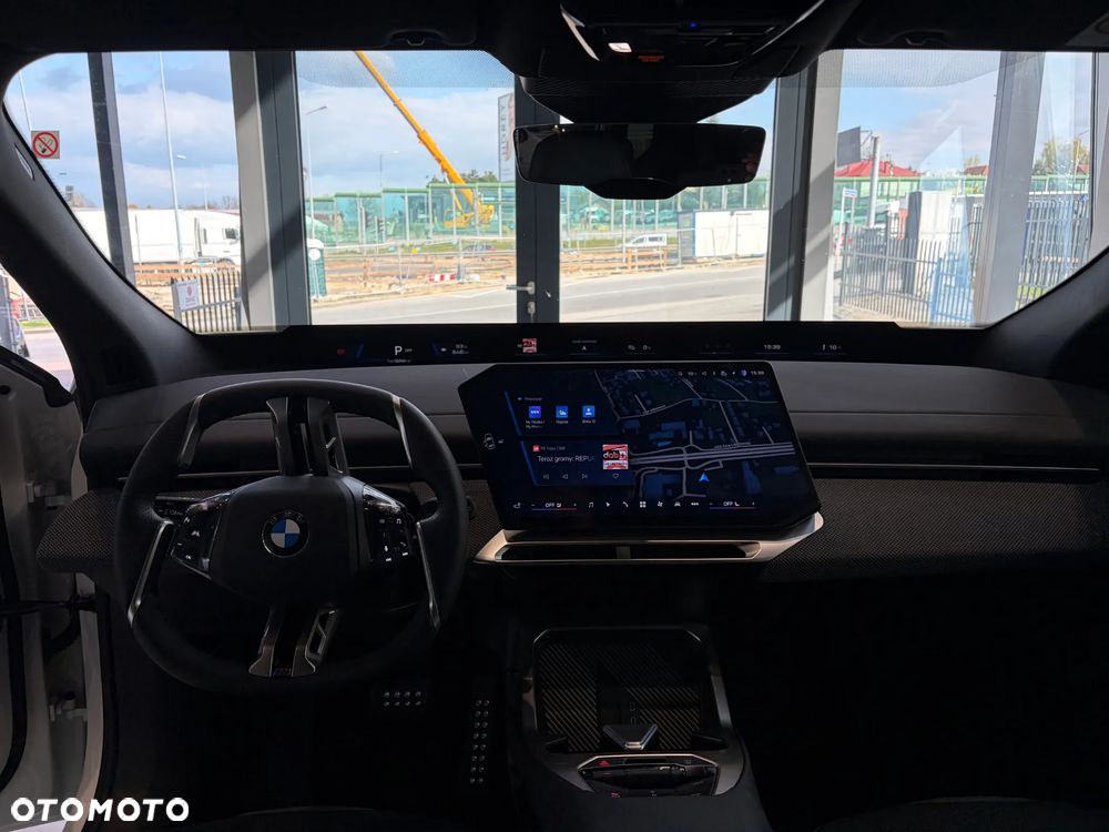 BMW iX3 - 16