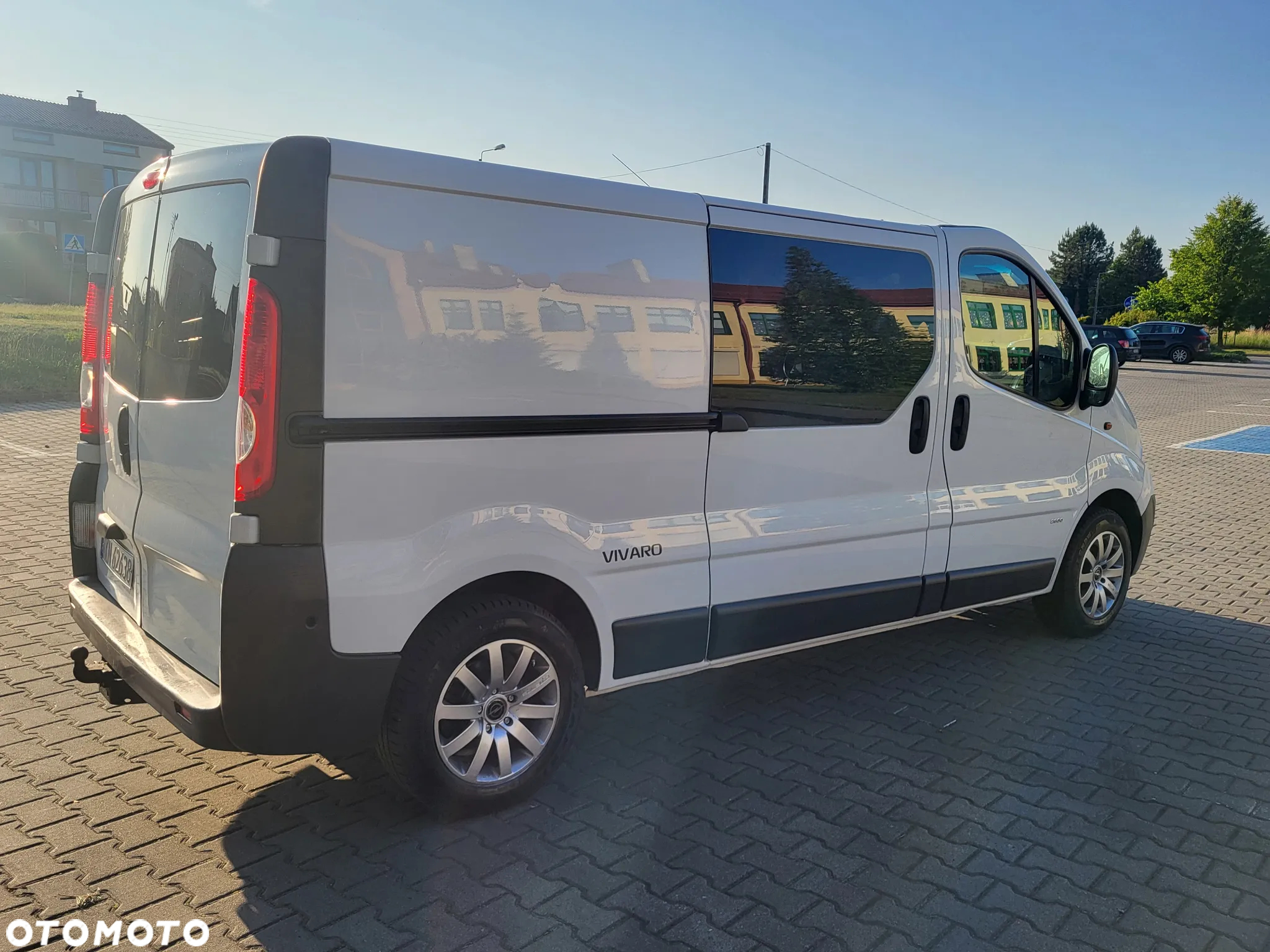 Opel Vivaro - 10