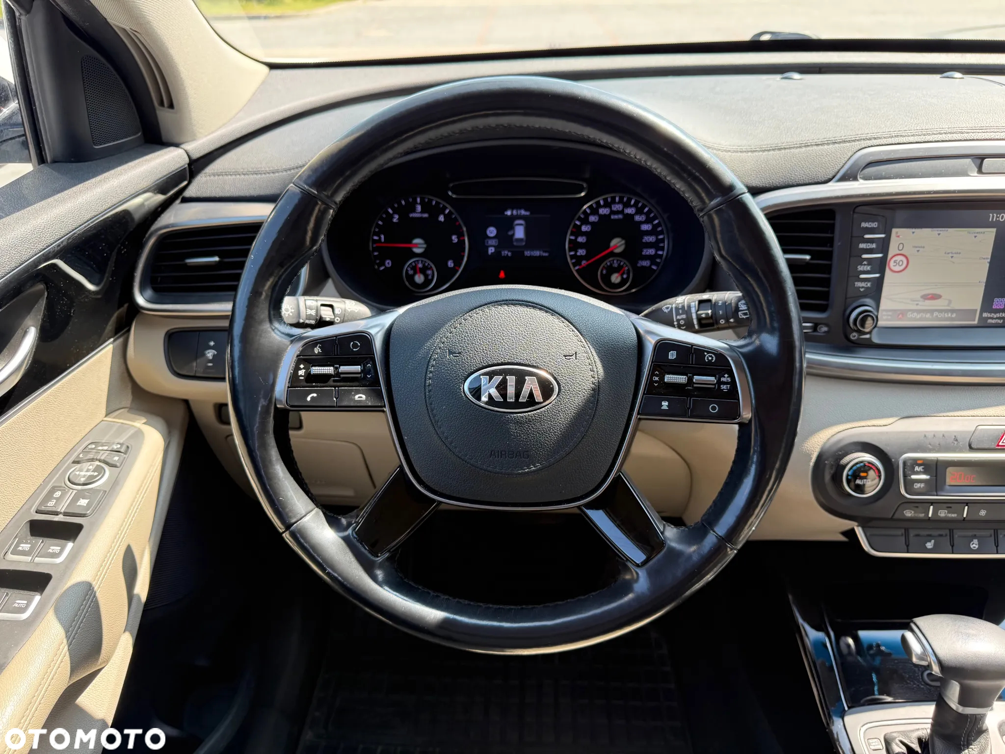 Kia Sorento 2.0 CRDI Business Line Plus - 27