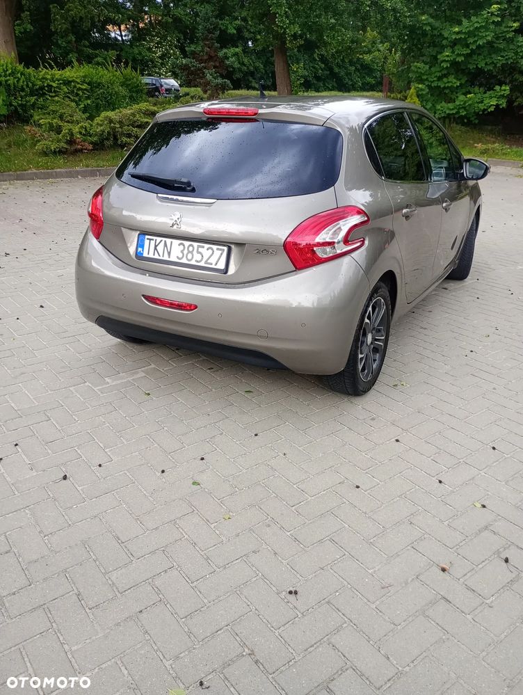 Peugeot 208 1.2 VTi Allure - 6