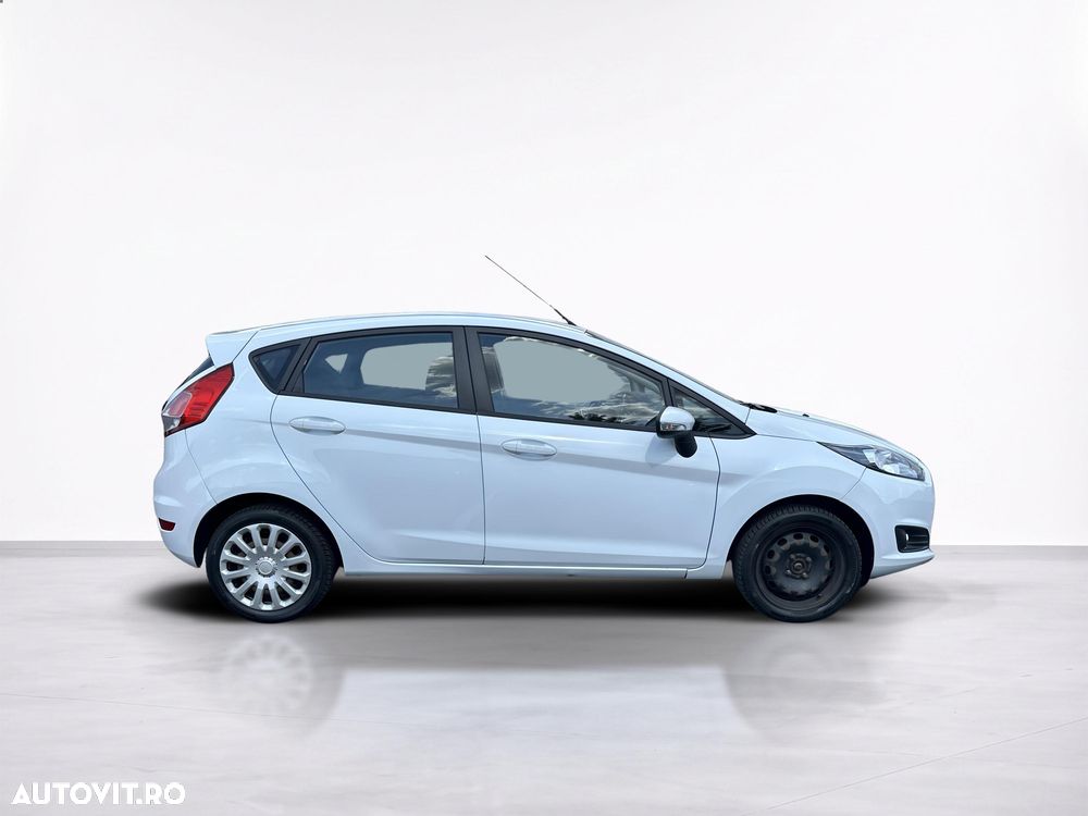 Ford Fiesta - 7