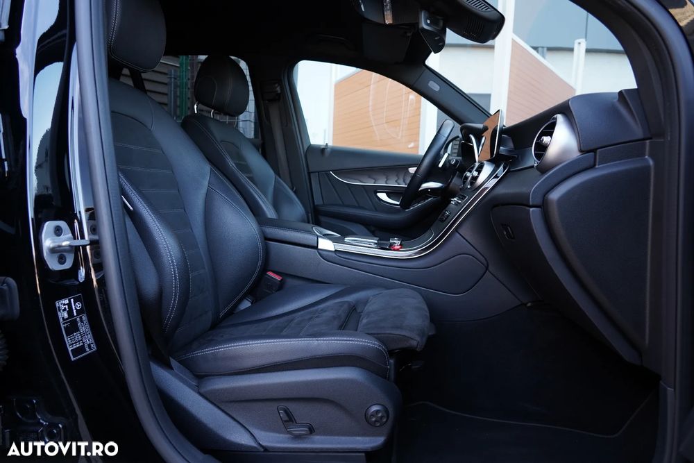 Mercedes-Benz GLC 300 de 4Matic 9G-TRONIC AMG Line Plus - 10